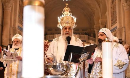 قداسة البابا يصلي لقان وقداس عيد الغطاس بالكاتدرائية المرقسية بالإسكندرية